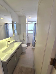 The Bayshore (D16), Condominium #512371701